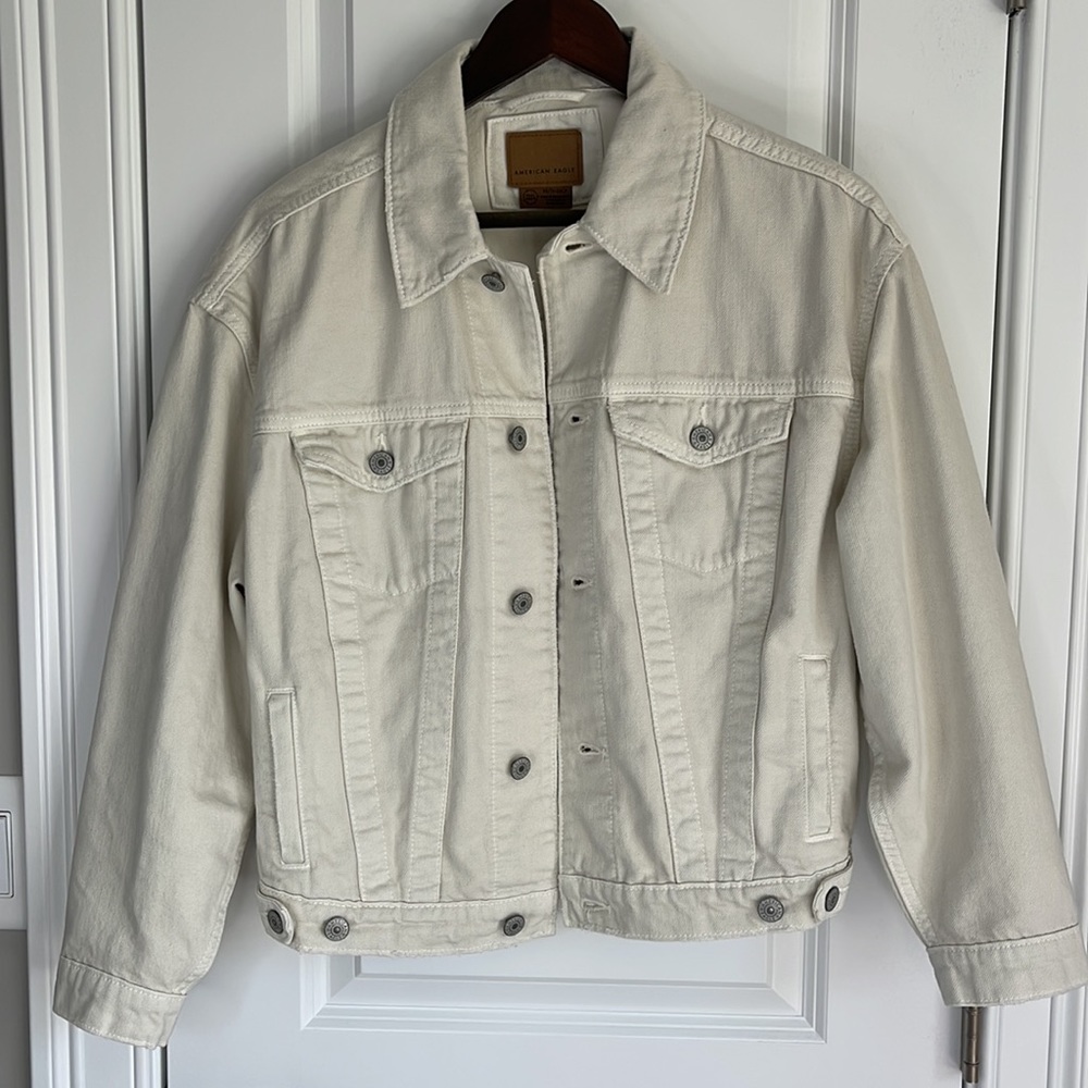 American Eagle 90s Boyfriend Denim Jacket